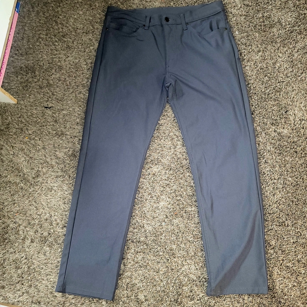 Levi's Men's 511™ Slim Fit Jeans Engineered for Movement Stretch Dark Gray 34x30